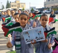 صور- مدارس فلسطين تنتصر للقدس برفع العلم