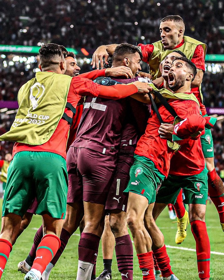المغرب تهزم إسبانيا وتتأهل لربع نهائي كأس العالم