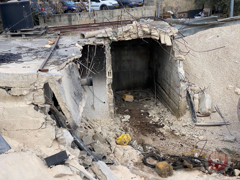 القدس: مصادرة أرض ومحتويات منشأة لخدمة مشاريع الاحتلال