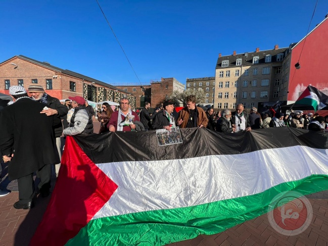 Solidarity stand in Copenhagen on the occasion of Palestinian Prisoner's Day
