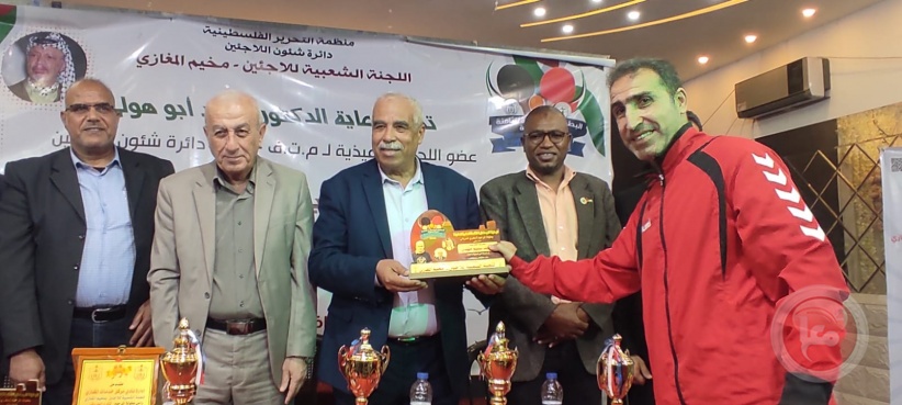 اللجنة الشعبية بالمغازي تكرم الفائزين في نهائيات بطولة المرحوم  شكري العاروقي 