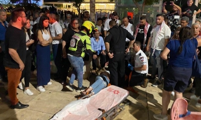 Tel Aviv: A settler ran over two Palestinians from the 1948 territories