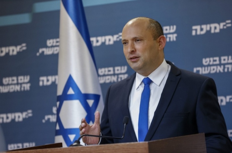 Bennett: I will vote against a law banning any criminal accused from forming a government