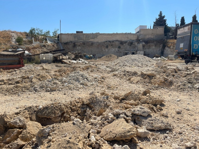 Demolition and bulldozing in the village of Sur Baher