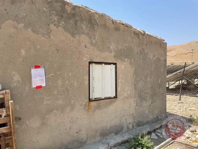 Jordan Valley - Occupation notifies to stop work in a pool and a residential room