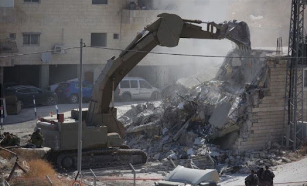 Umm al-Fahm: Israeli authorities demolish a house in the Ain Ibrahim neighborhood