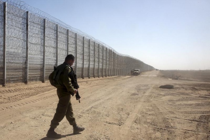 Two people who crossed the border from Gaza into Israel were arrested