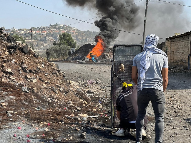 Injuries of suffocation during clashes with the occupation in Rummana, west of Jenin