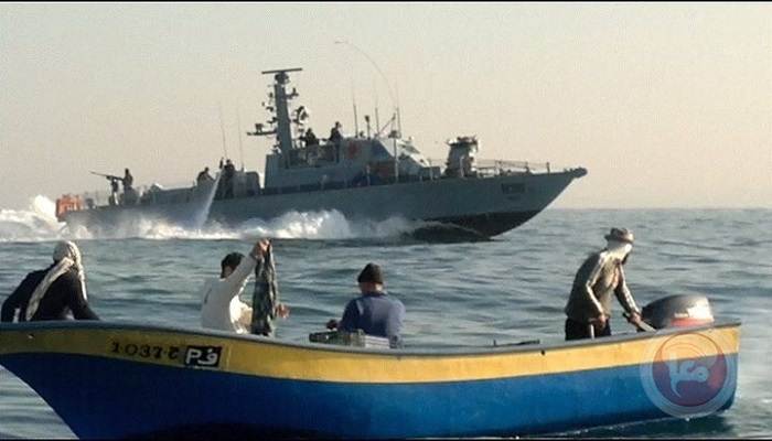 Targeting farmers - the occupation navy arrested 6 fishermen and confiscated their boats in the Gaza sea