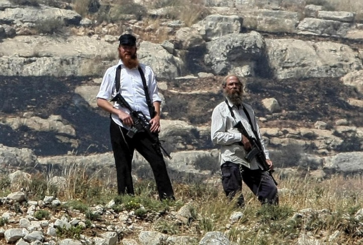 Settlers firing live bullets at citizens, west of Jericho