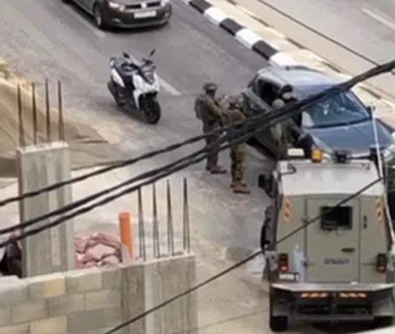 Occupation forces arrest a young man in Salfit