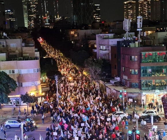 For the eighth week: about a quarter of a million people demonstrate against the Netanyahu government