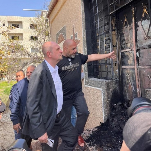 An American official visits the town of Hawara following the settler attacks