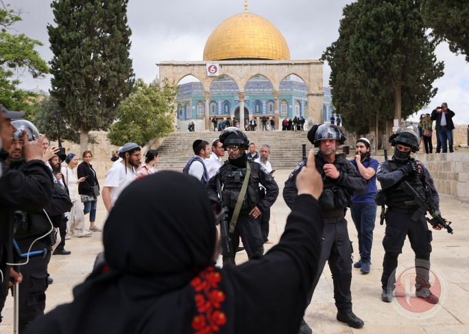 A decision to open Al-Aqsa to settler incursions