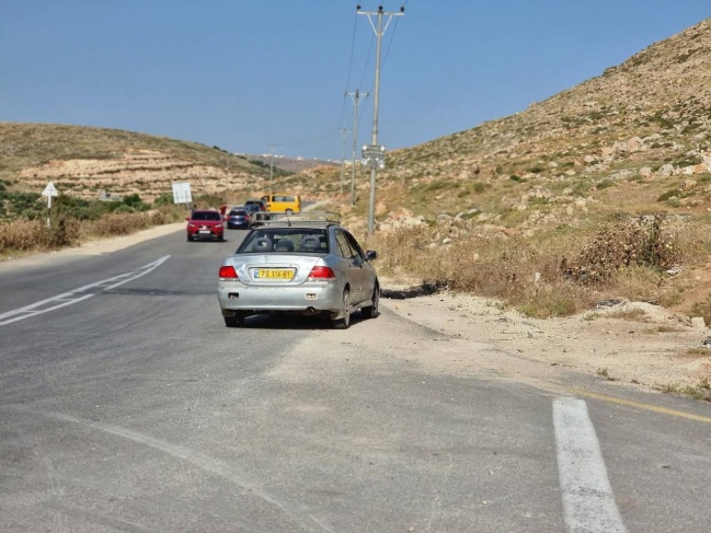 For the eighth day: the occupation closed the two entrances to the village of Al-Mughayyir