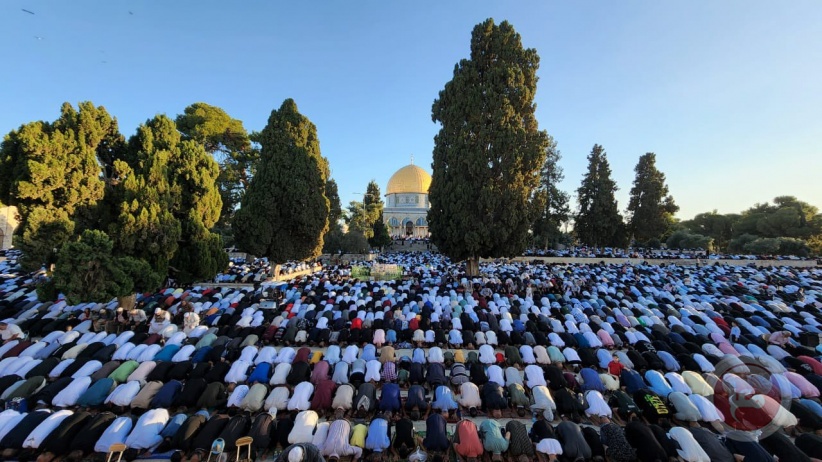 Tens of thousands perform Eid al-Adha prayers at Al-Aqsa