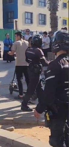 Tel Aviv.. A Palestinian child was arrested on the pretext of stabbing an Israeli